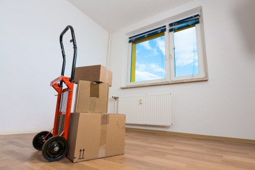 Choosing a suitable storage arrangement in Brixton